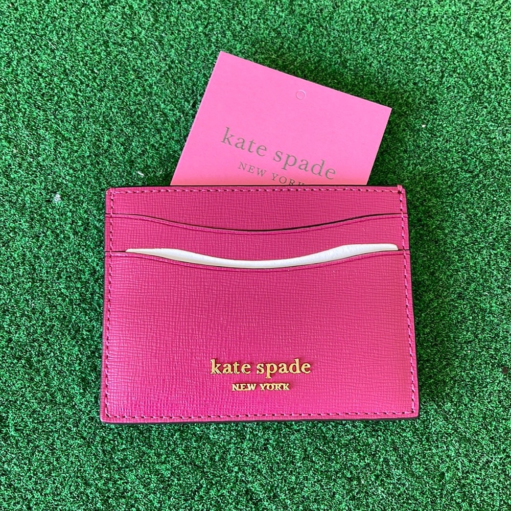 Kate Spade Morgan Cardholder. Color: Plum Lique